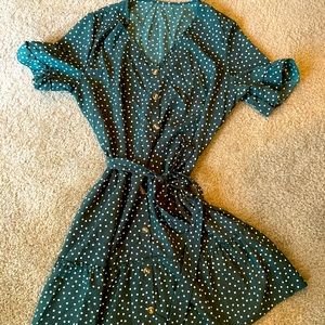 Green & white polka dot dress!
